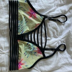 PINK adjustable sports bra